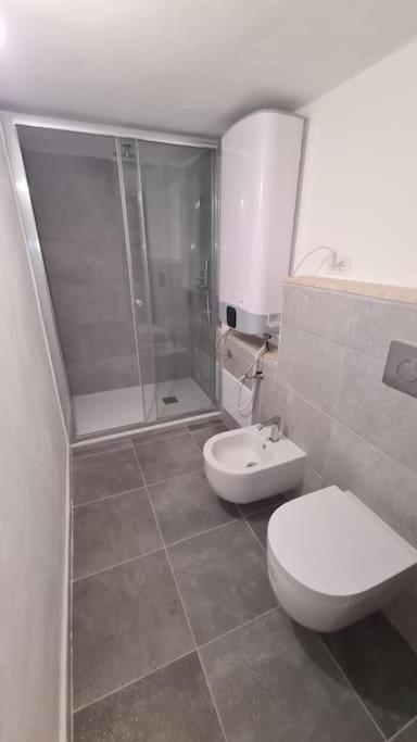 Appartamento Al Centro Di Cagliari Luaran gambar